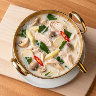 Tom Kha
